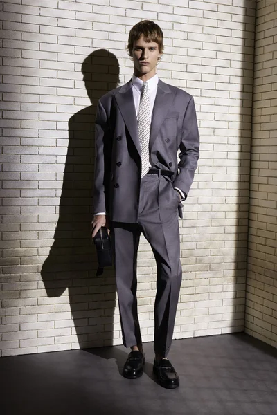 Look 27